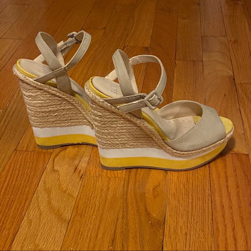 Elle espadrille wedges worn once!